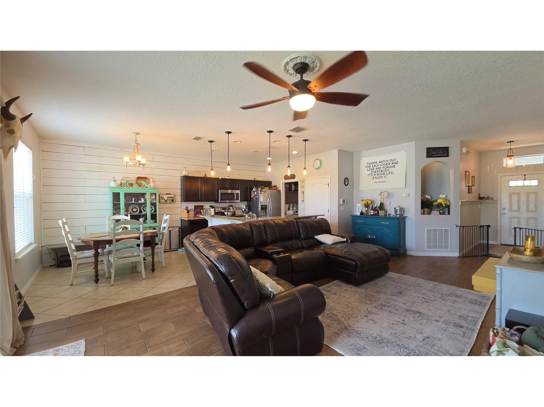 1562 Hackney Ter Deland FL 32720 V4949046 image4
