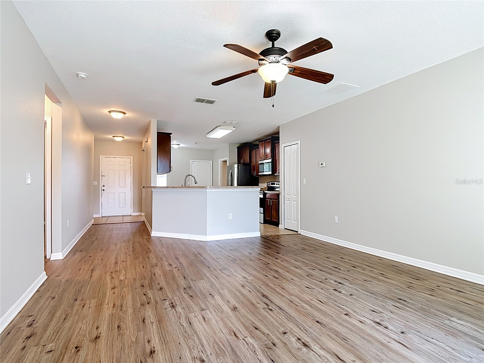 1562 Tamarind Road Davenport FL 33896 C7527281 image4
