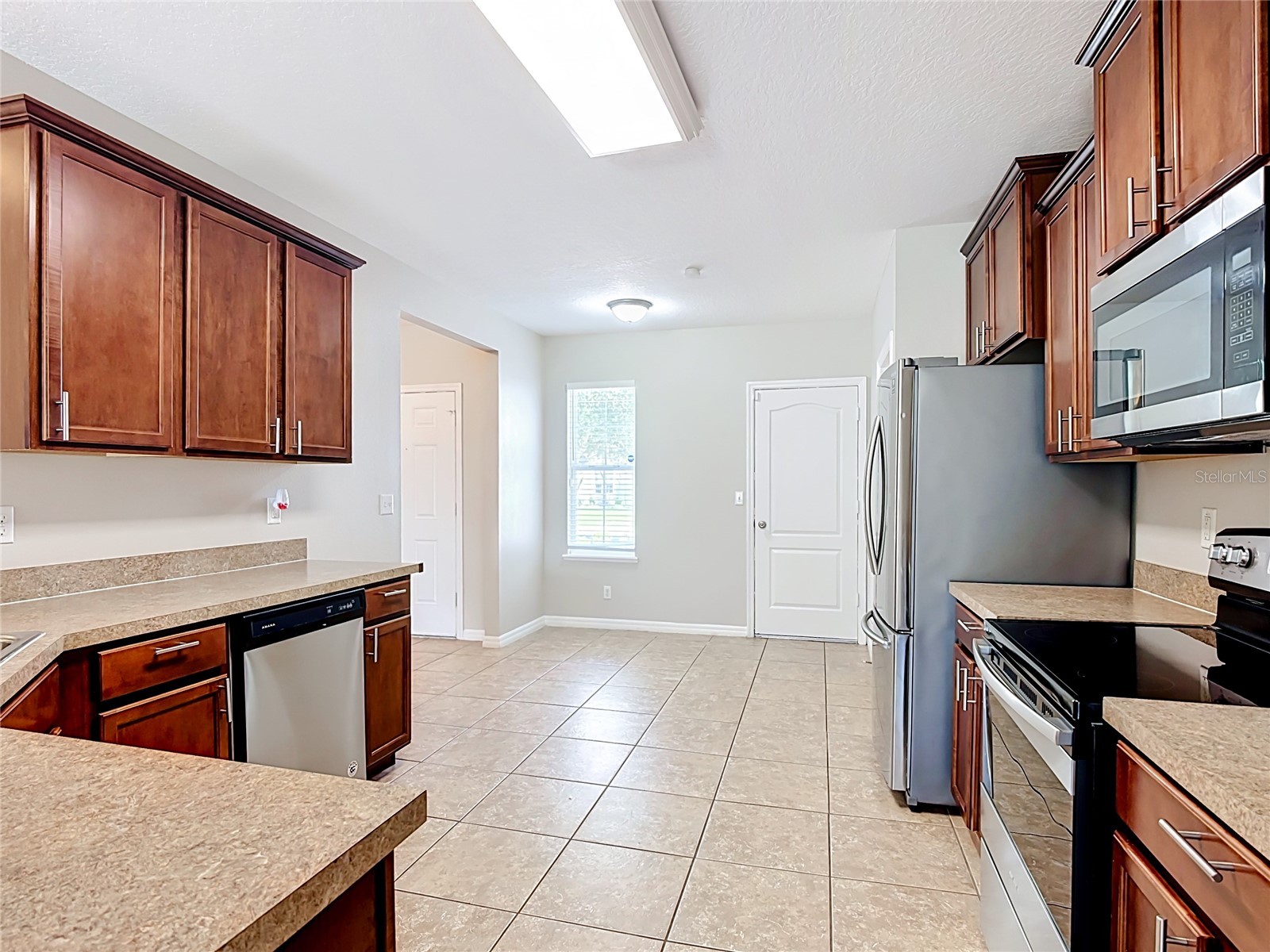 1562 Tamarind Road Davenport FL 33896 C7527281 image6