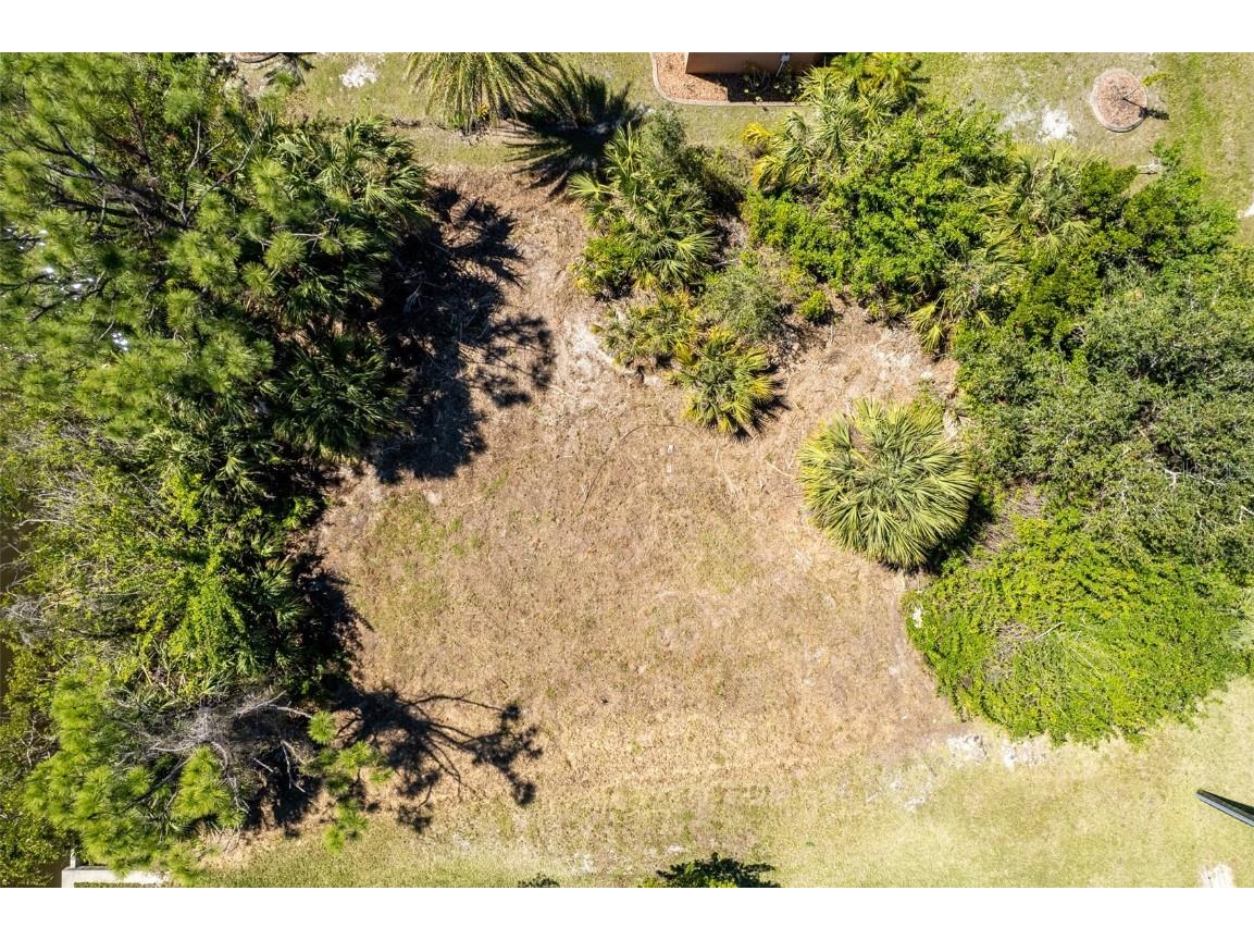 15624 Aldama Circle Port Charlotte FL 33981 - APPLEWHITE WATERWAY D6141236 image8