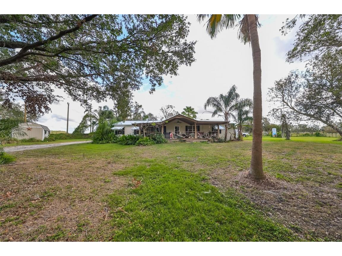 15624 Carlton Lake Road Wimauma FL 33598 W7871541 image2