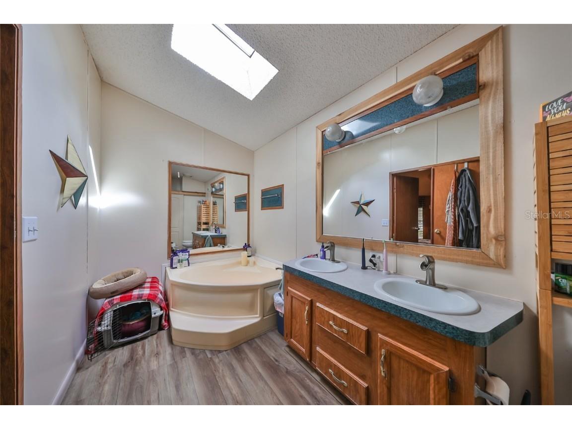 15624 Carlton Lake Road Wimauma FL 33598 W7871541 image33