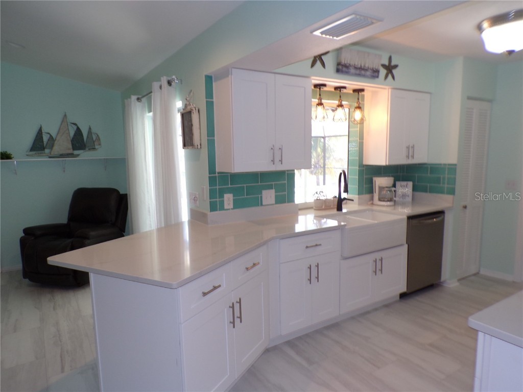 15624 Hennipen Circle Port Charlotte FL 33981 C7510727 image6