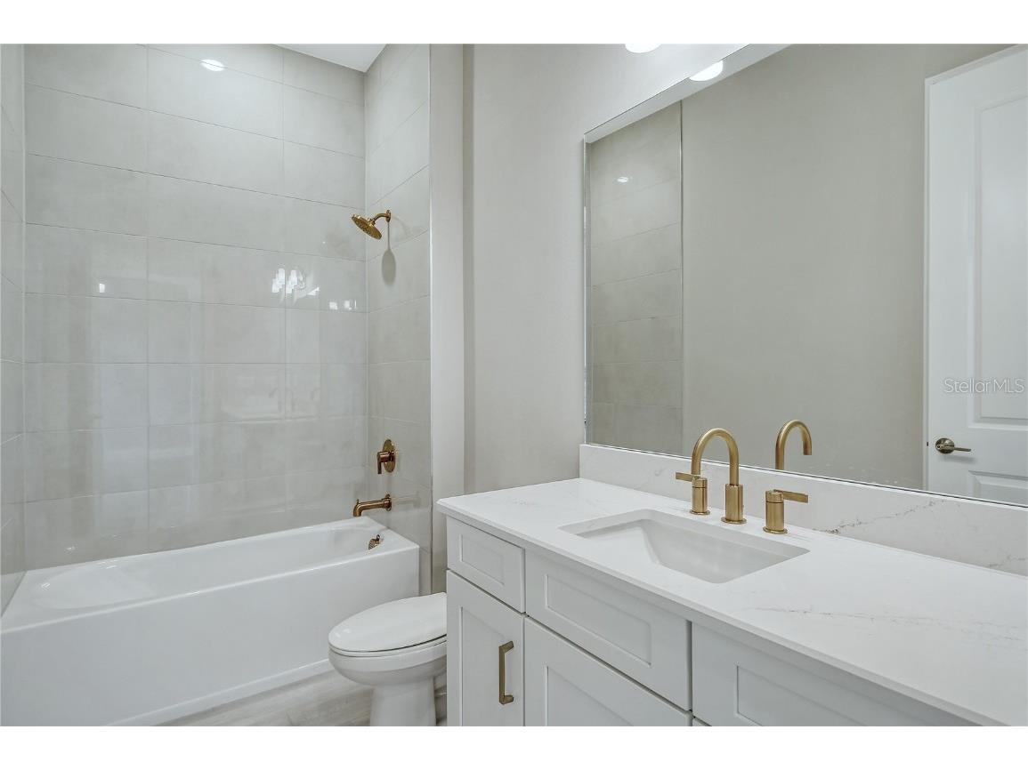 15625 San Lazzaro Avenue Bradenton FL 34211 A4628391 image43