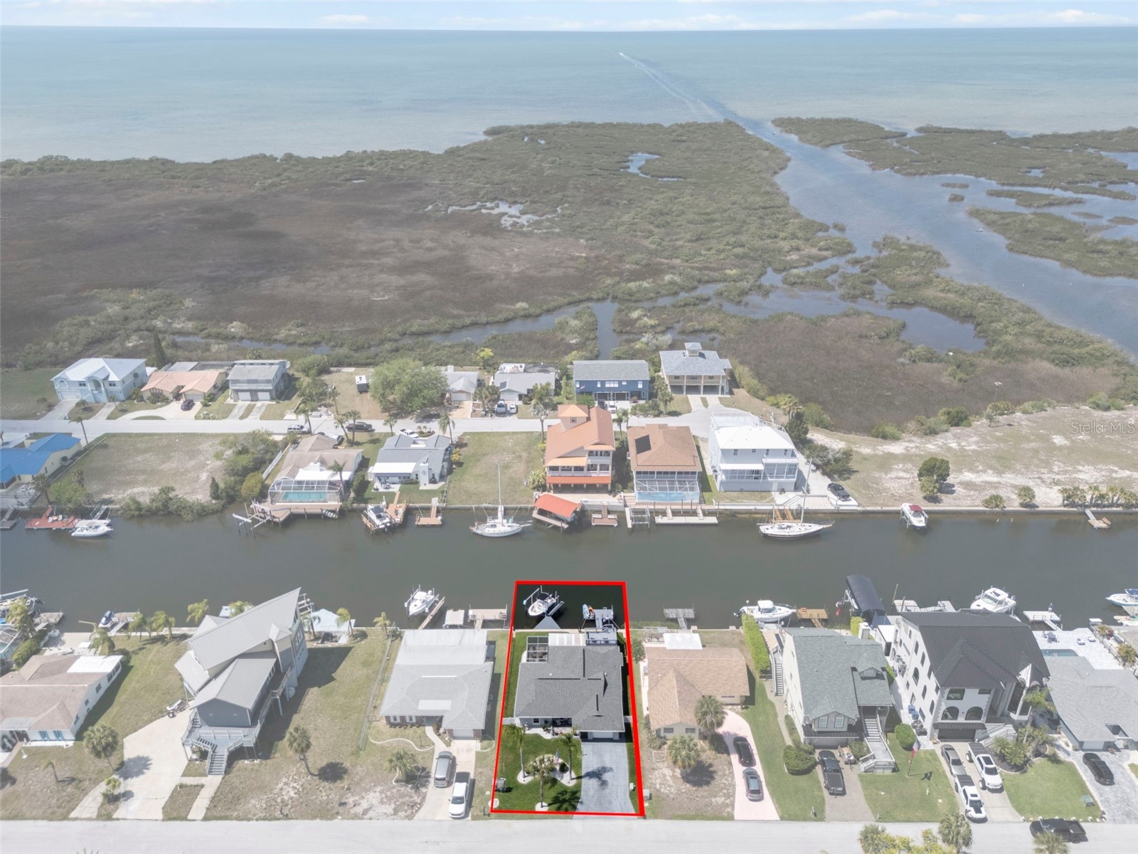 15627 Donzi Drive Hudson FL 34667 - GULF OF AMERICA W7884295 image2