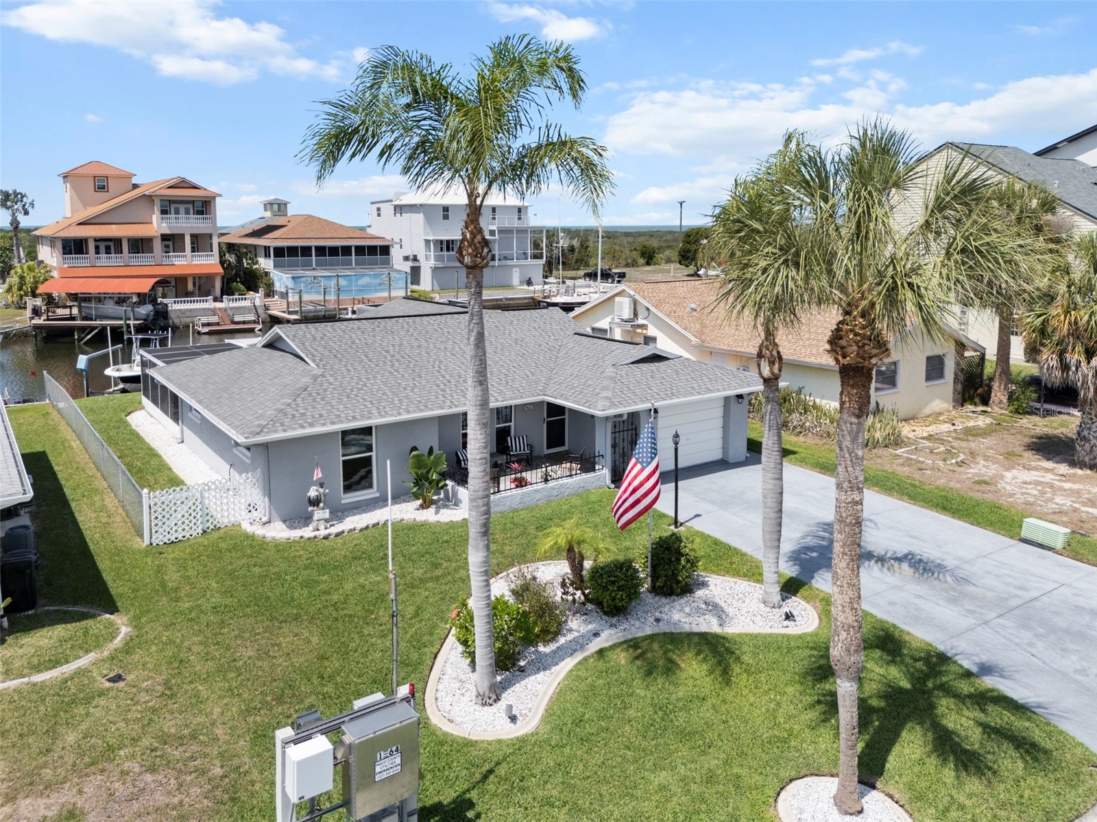 15627 Donzi Drive Hudson FL 34667 - GULF OF AMERICA W7884295 image3