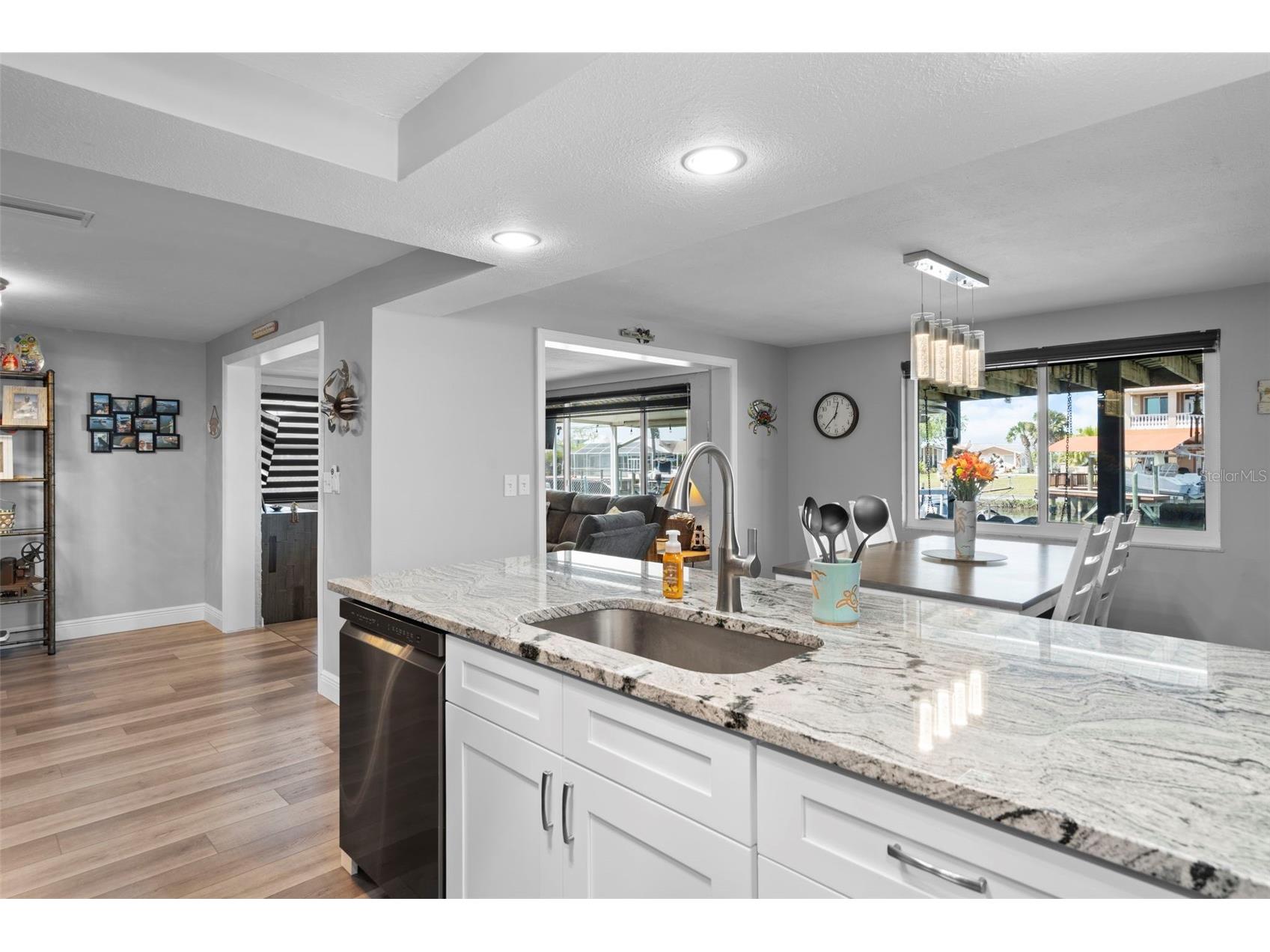 15627 Donzi Drive Hudson FL 34667 - GULF OF AMERICA W7884295 image32