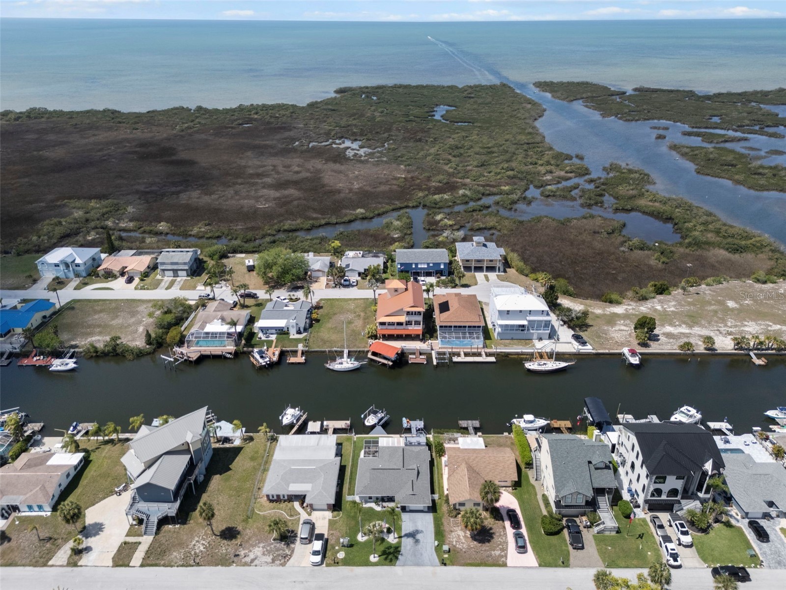 15627 Donzi Drive Hudson FL 34667 - GULF OF AMERICA W7884295 image6