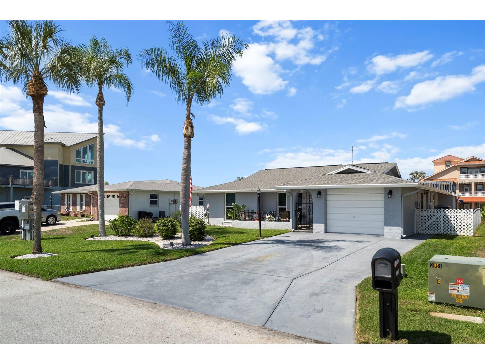15627 Donzi Drive Hudson FL 34667 - GULF OF AMERICA W7884295 image9