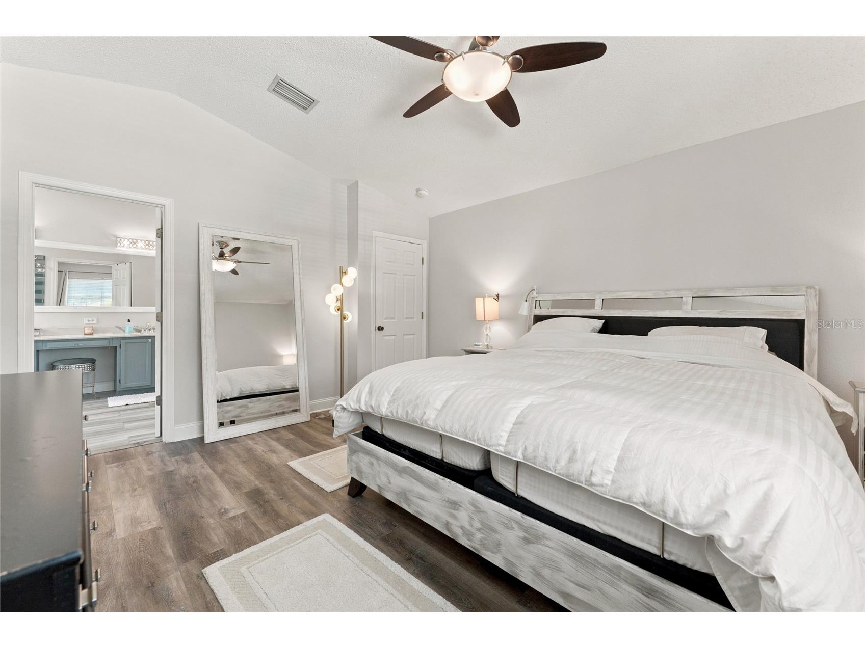 15629 Eastbourn Drive Odessa FL 33556 TB8522872 image15
