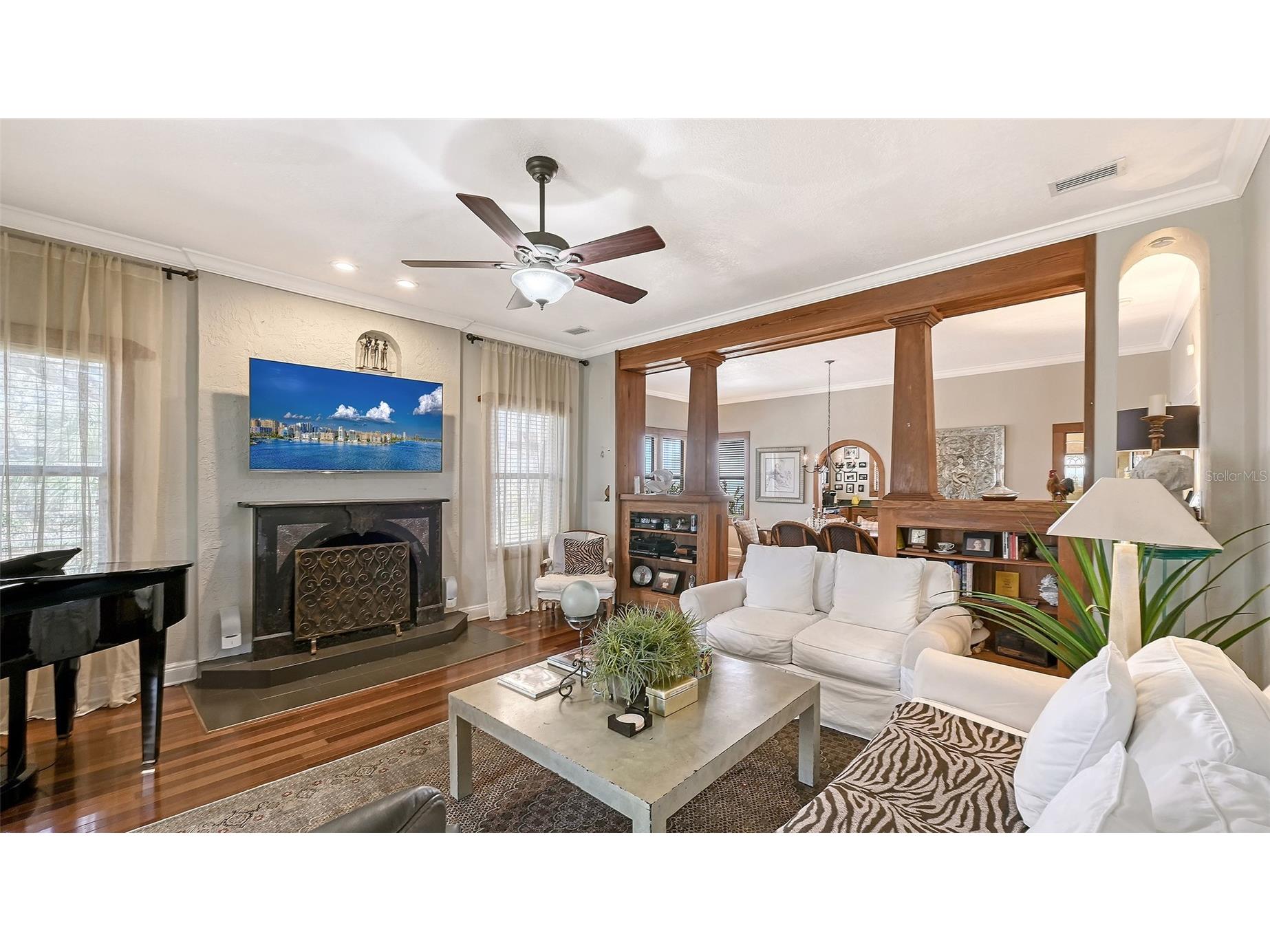 1563 4th Street Sarasota FL 34236 A4685670 image2