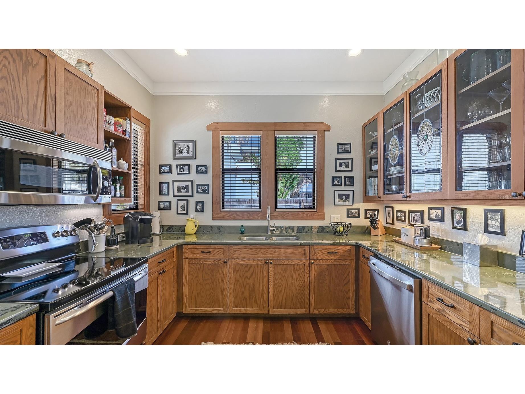 1563 4th Street Sarasota FL 34236 A4685670 image5