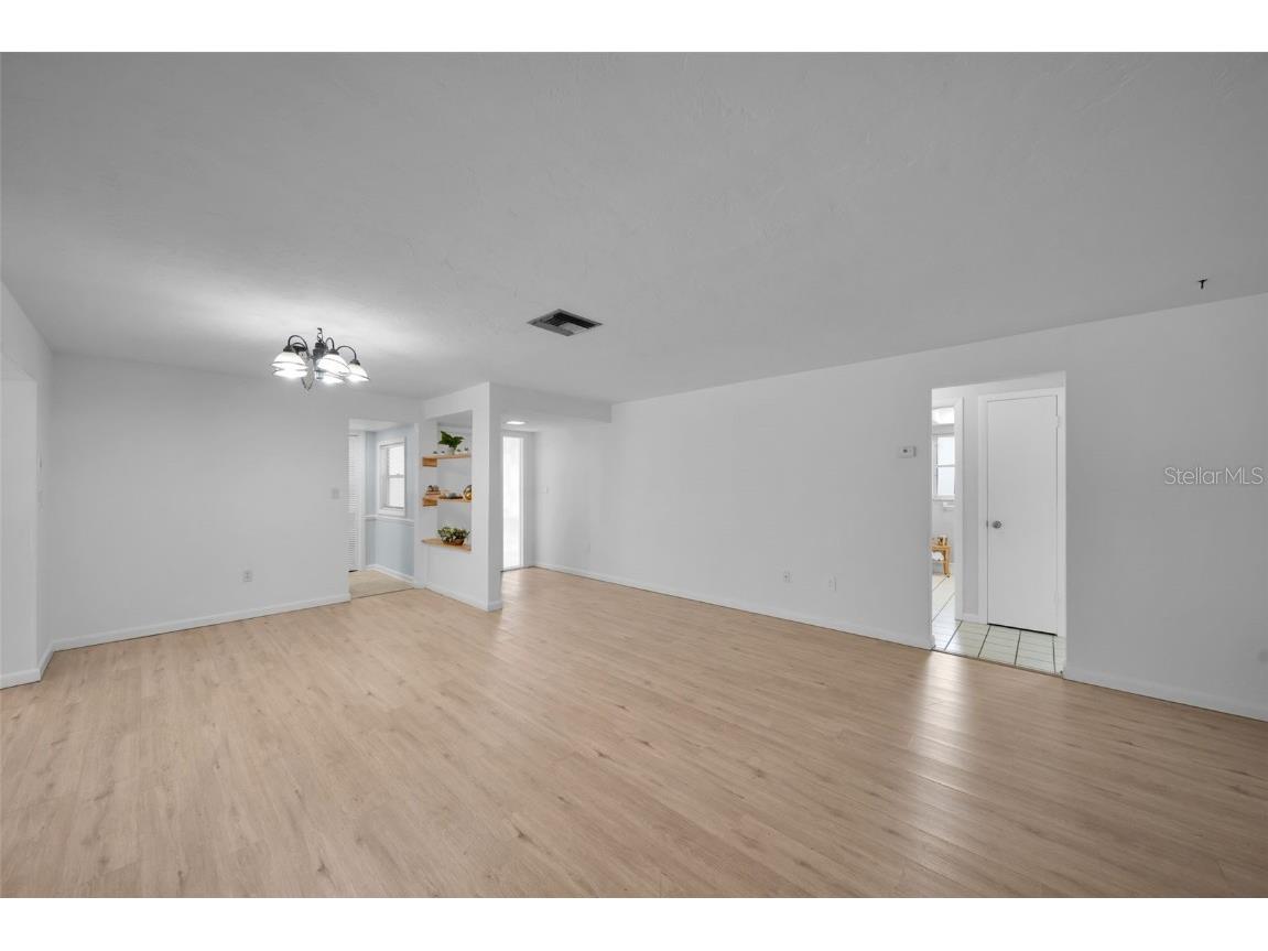 1563 Covington Circle E Fort Myers FL 33919 TB8432488 image6