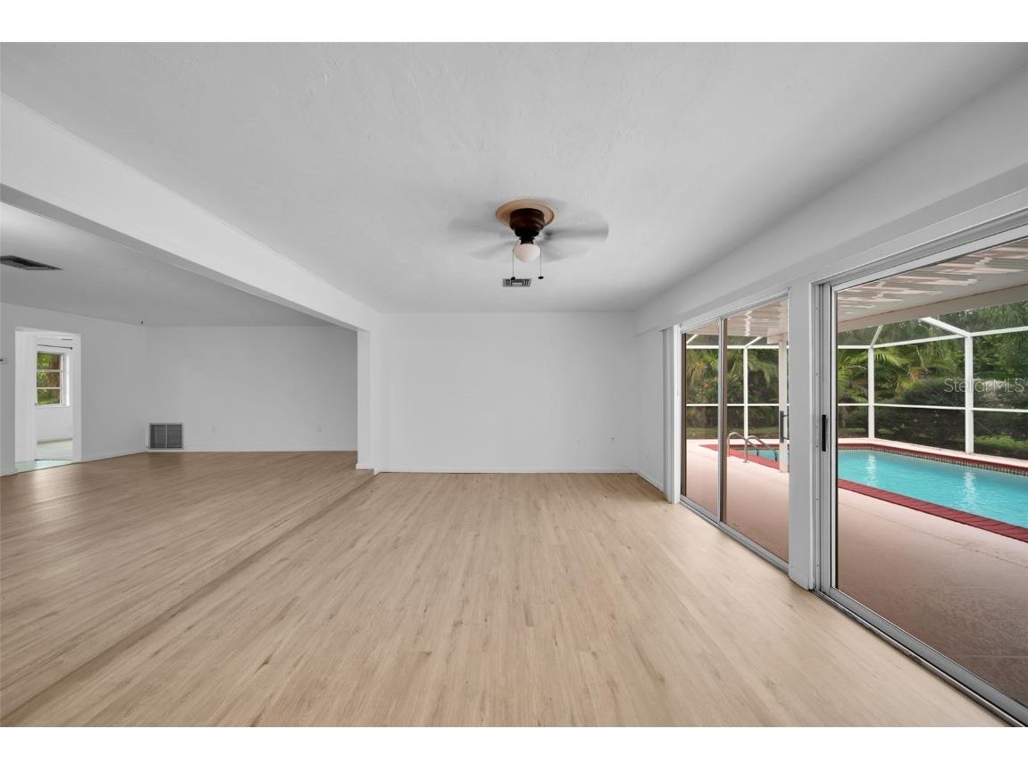 1563 Covington Circle E Fort Myers FL 33919 TB8432488 image8