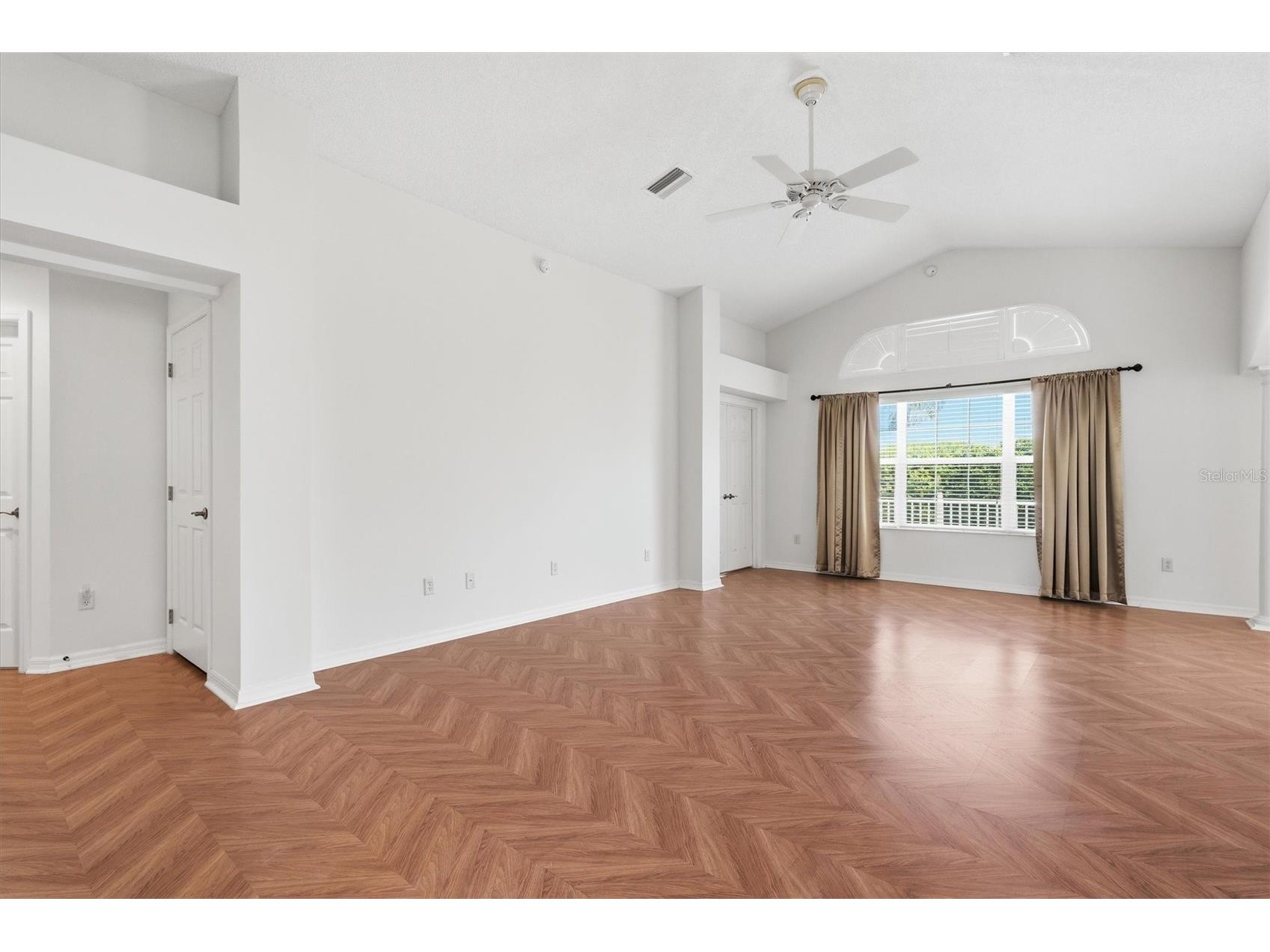 1563 Eastover Terrace The Villages FL 32162 G5110041 image6