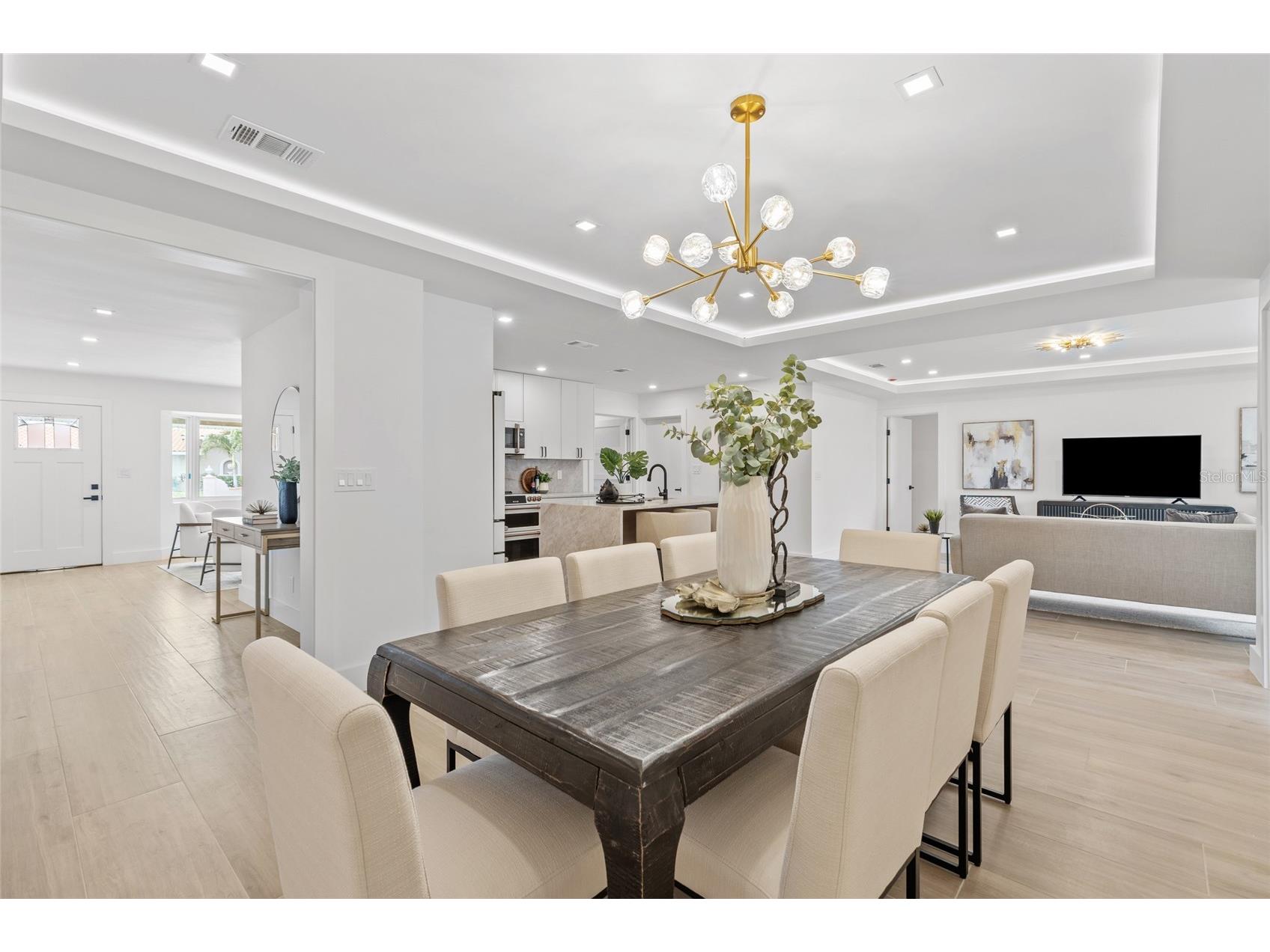 1563 Eden Isle Boulevard NE Saint Petersburg FL 33704 TB8514260 image12