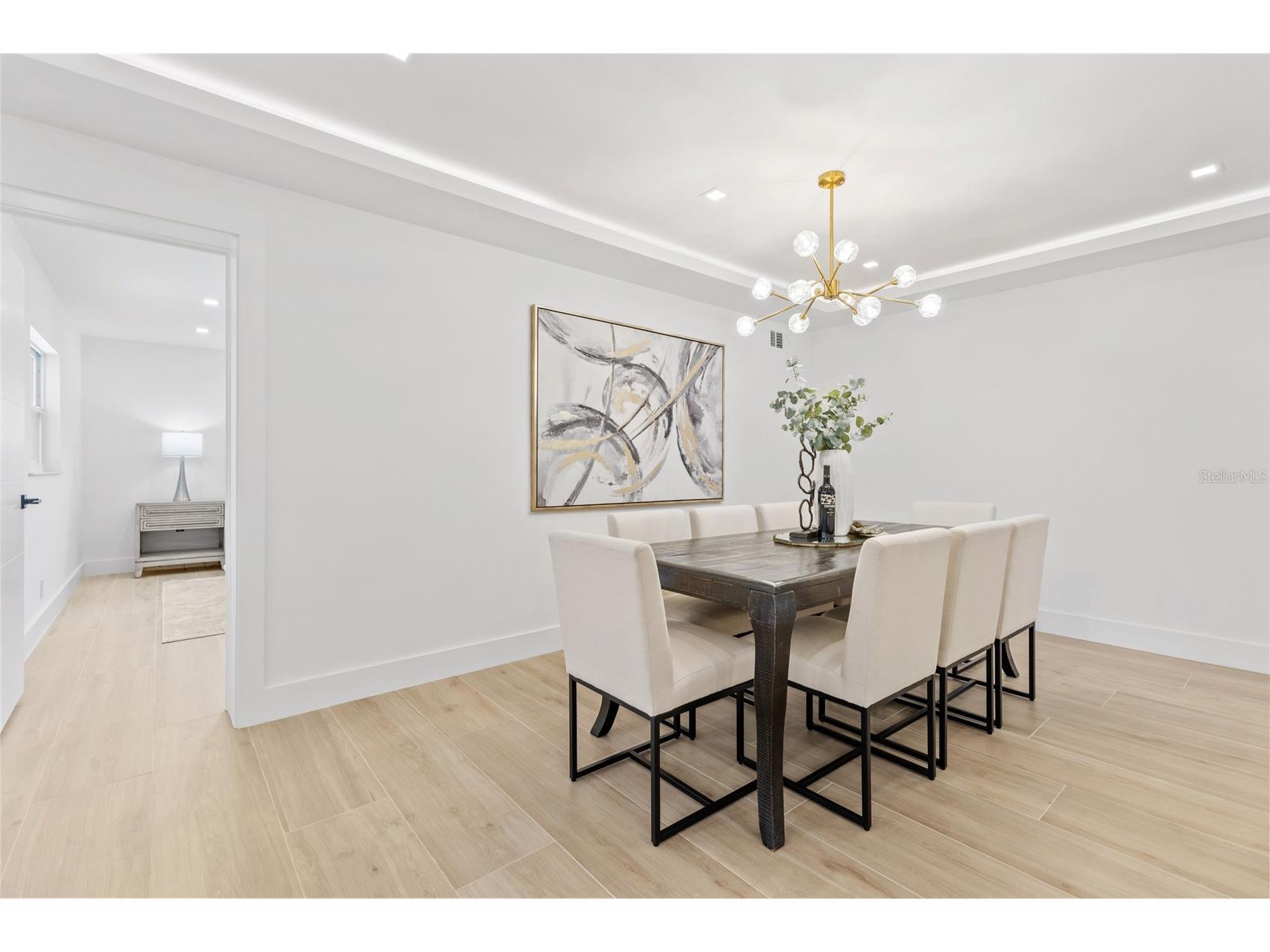1563 Eden Isle Boulevard NE Saint Petersburg FL 33704 TB8514260 image13