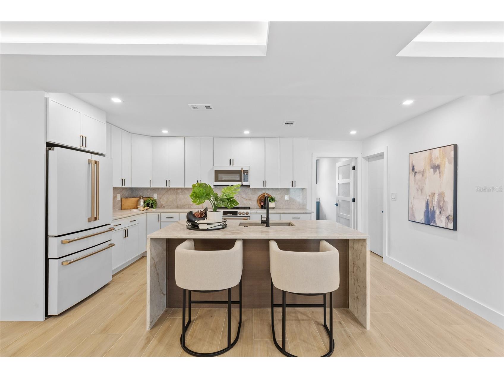 1563 Eden Isle Boulevard NE Saint Petersburg FL 33704 TB8514260 image16