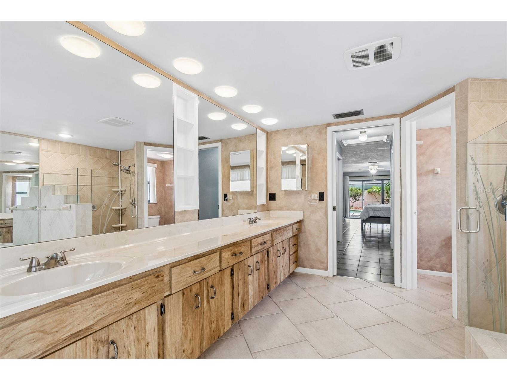 1563 Misty Plateau Trail Clearwater FL 33765 TB8527317 image30