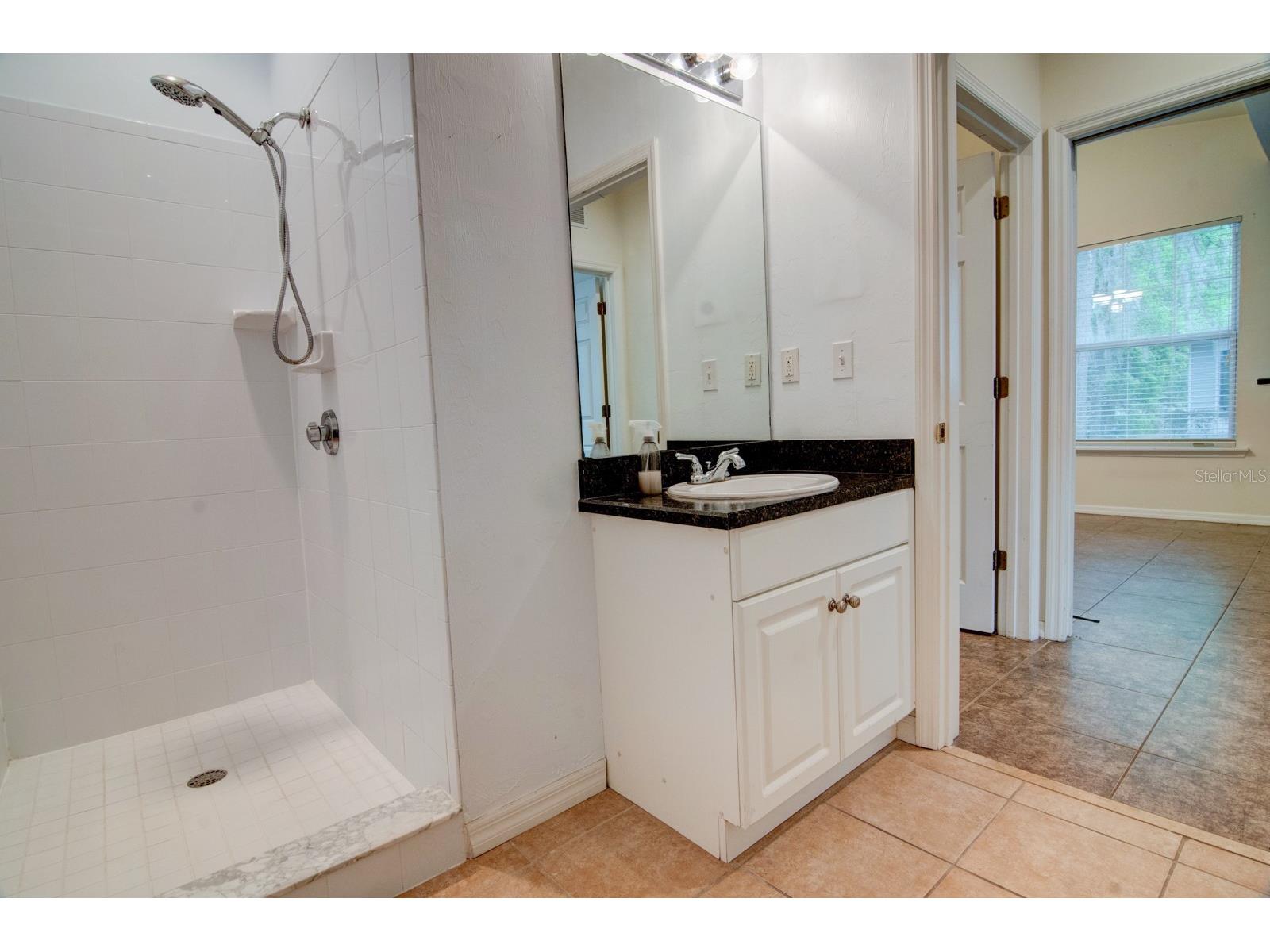 1563 NW 29th Road #108 Gainesville FL 32605 GC539301 image12