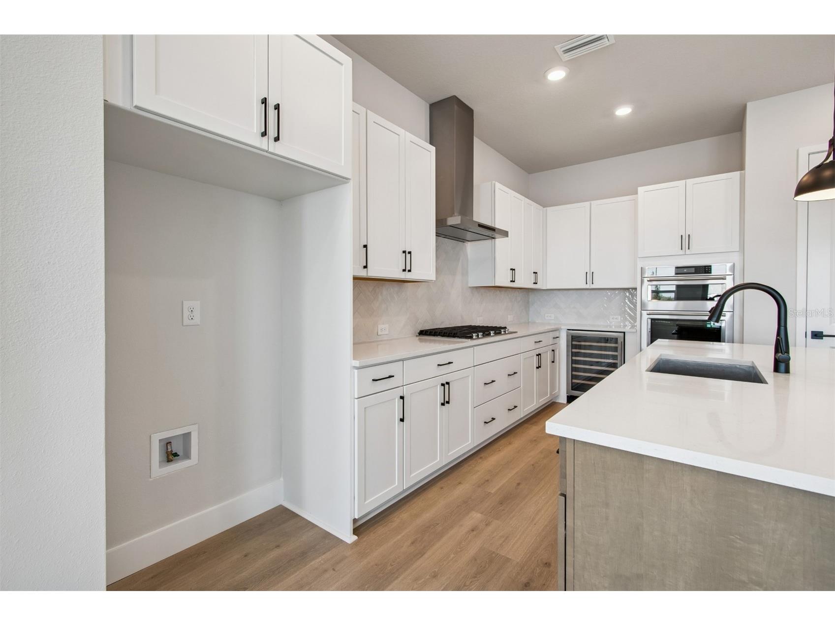 1563 Running Tide Place Sarasota FL 34240 - KINGFISHER LAKE TB8437405 image10