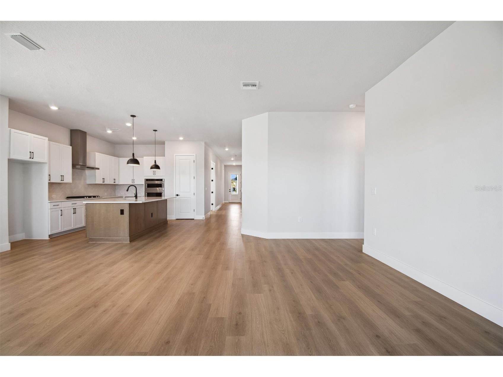 1563 Running Tide Place Sarasota FL 34240 - KINGFISHER LAKE TB8437405 image14