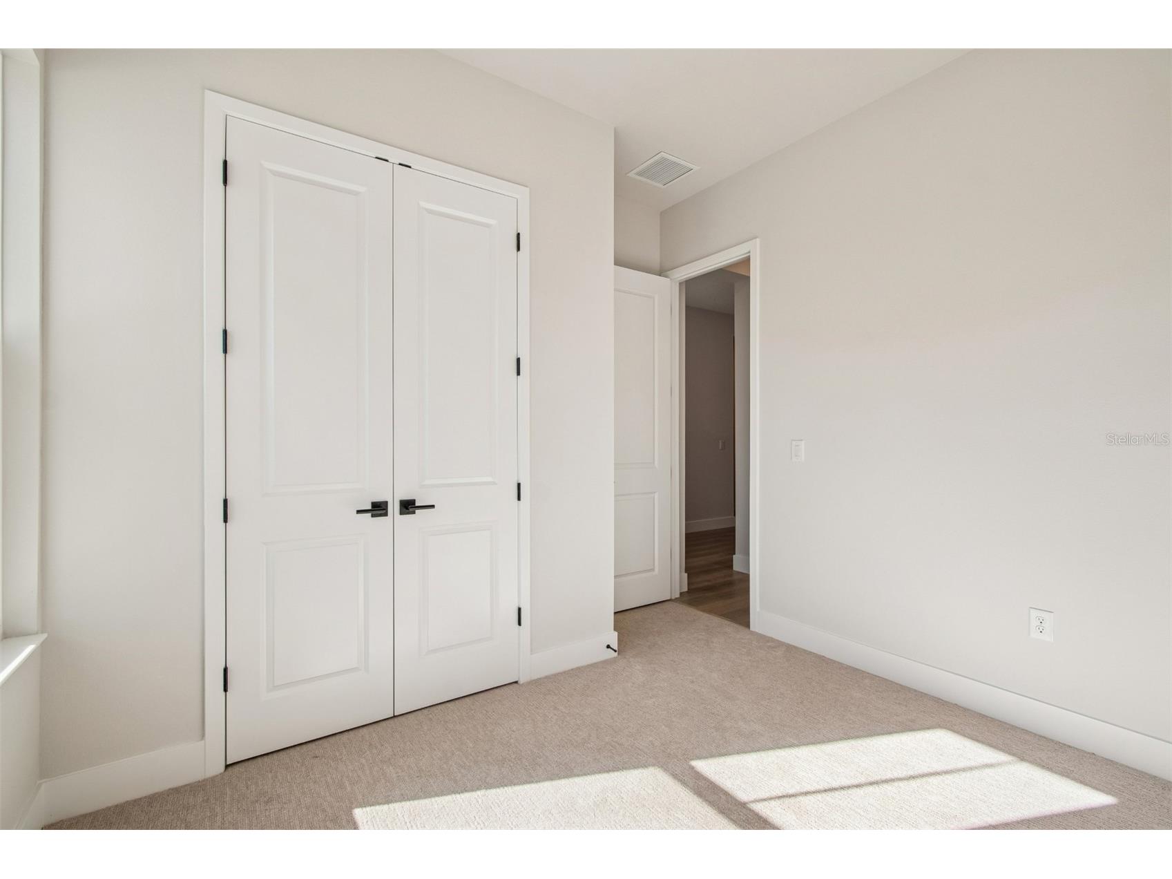 1563 Running Tide Place Sarasota FL 34240 - KINGFISHER LAKE TB8437405 image27