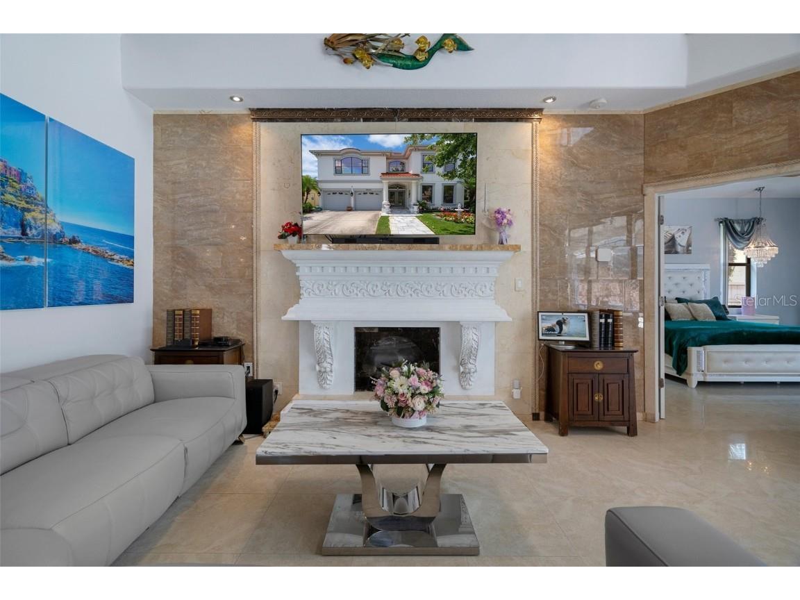 15630 N Himes Avenue Tampa FL 33618 TB8378225 image19