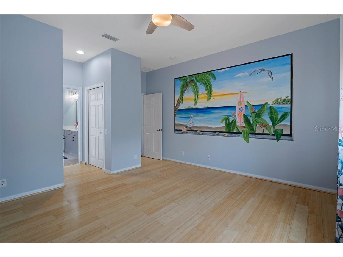 15630 N Himes Avenue Tampa FL 33618 TB8378225 image38