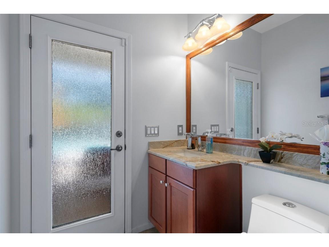 15630 N Himes Avenue Tampa FL 33618 TB8378225 image58