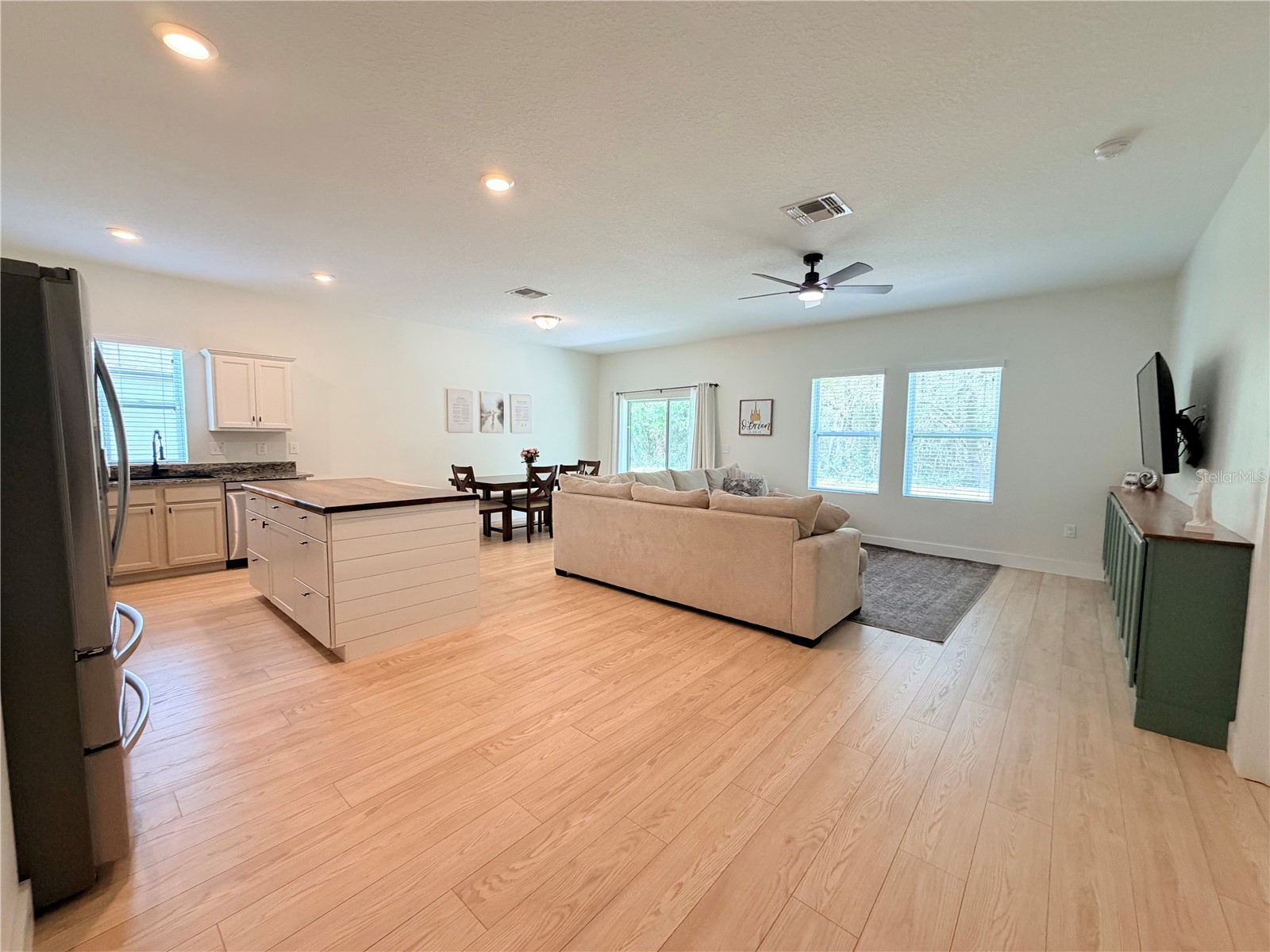 15631 Merlin Avenue Mascotte FL 34753 TB8496886 image3
