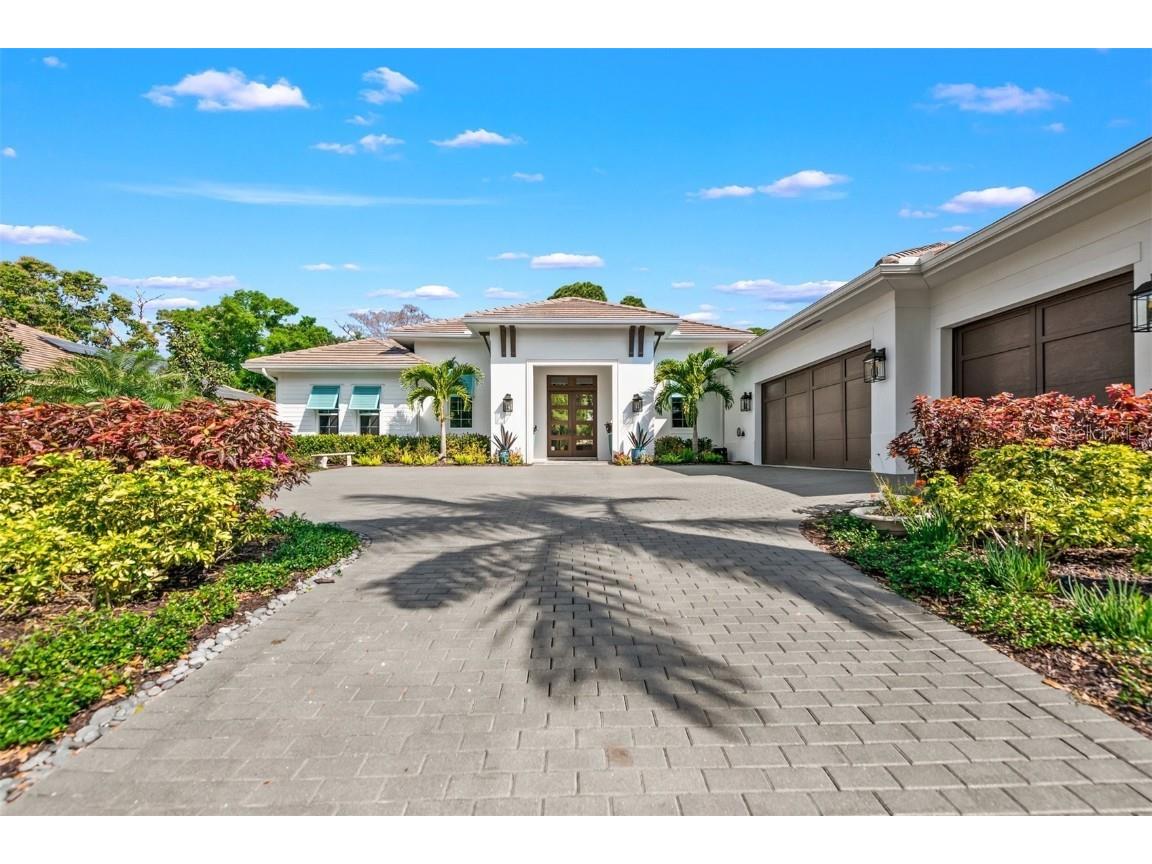 1564 Eastbrook Drive Sarasota FL 34231 A4562626 image1