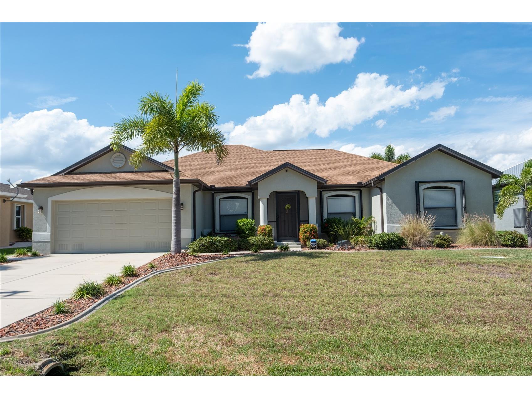 15648 Melport Circle Port Charlotte FL 33981 - MELPORT WATERWAY C7525756 image1