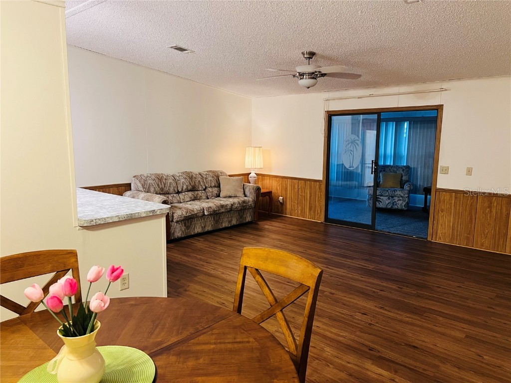 1565 Apache Circle Tavares FL 32778 FC313063 image12