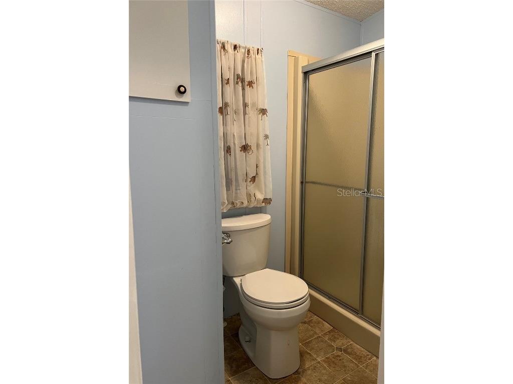 1565 Apache Circle Tavares FL 32778 FC313063 image16