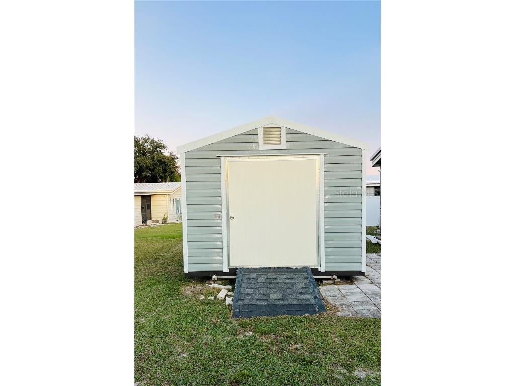 1565 Apache Circle Tavares FL 32778 FC313063 image20