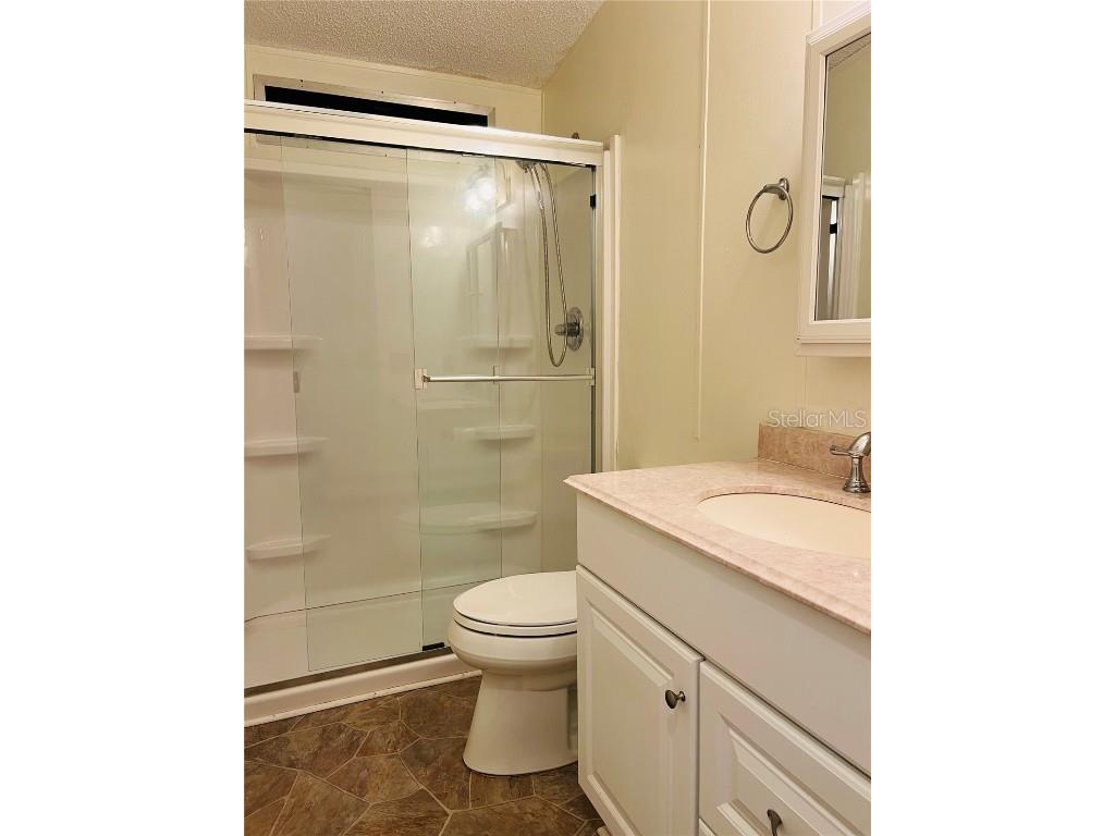 1565 Apache Circle Tavares FL 32778 FC313063 image5