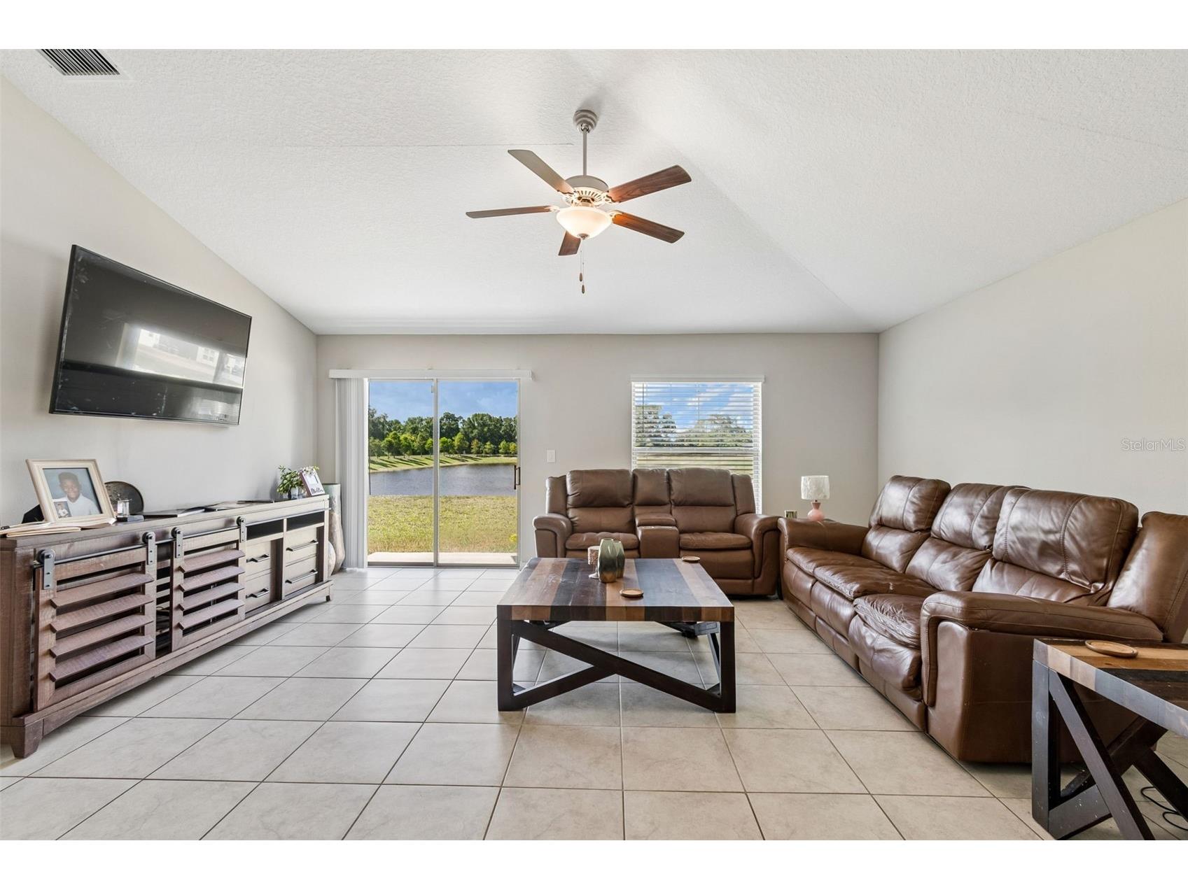 1565 Colding Drive Ruskin FL 33570 TB8525150 image9