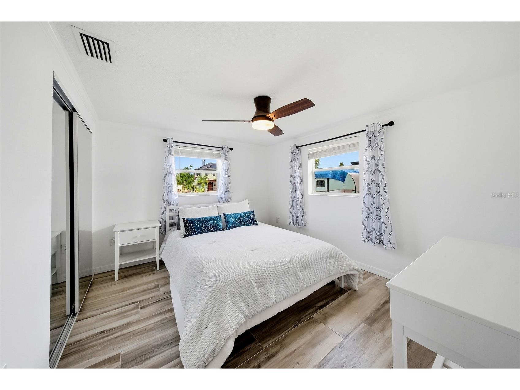 1565 Connecticut Avenue NE Saint Petersburg FL 33703 TB8512010 image25