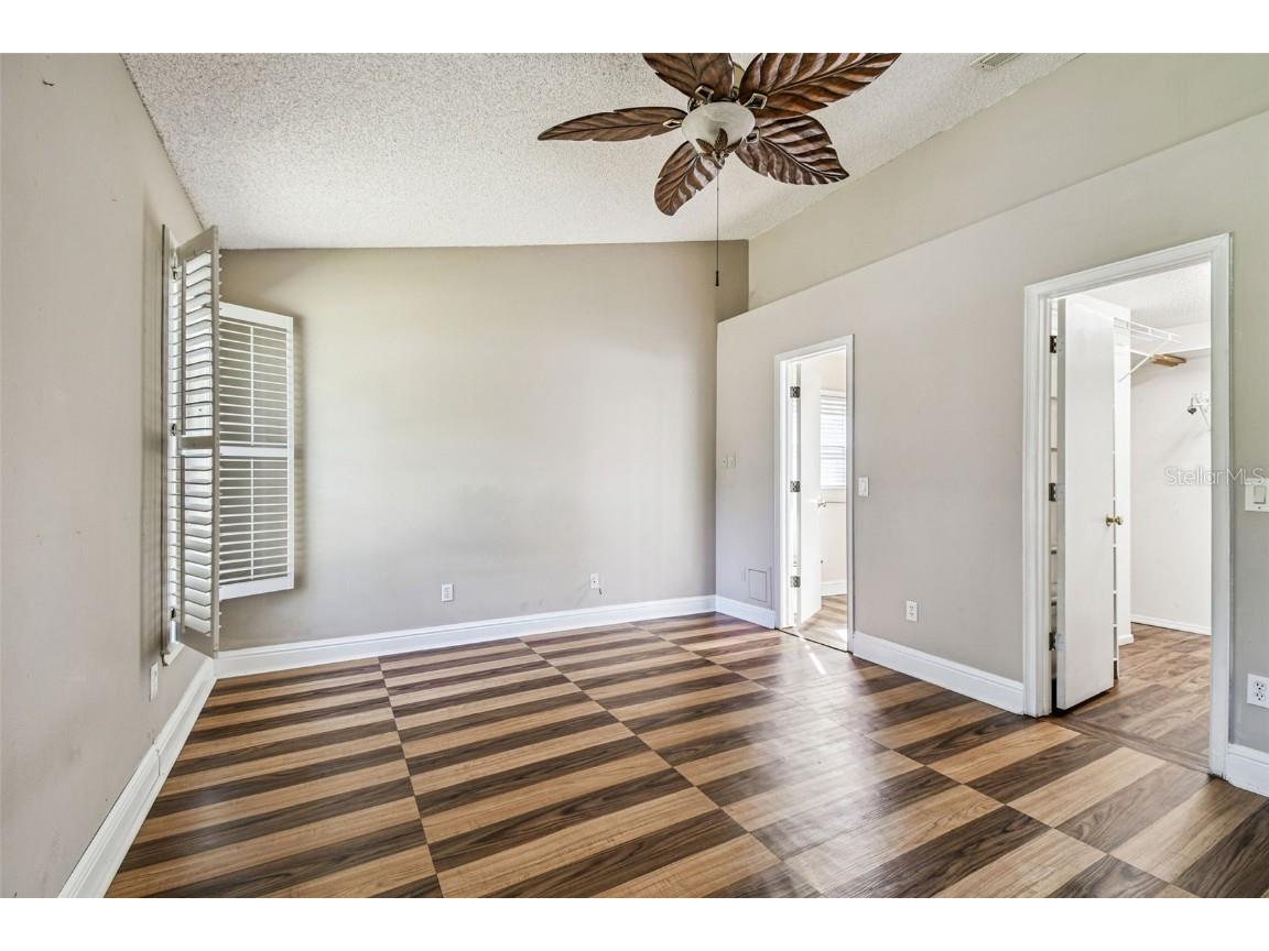 1565 Long Pond Drive Valrico FL 33594 TB8444543 image7