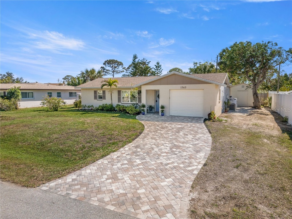 1565 Saturn Road Venice FL 34293 A4640975 image1