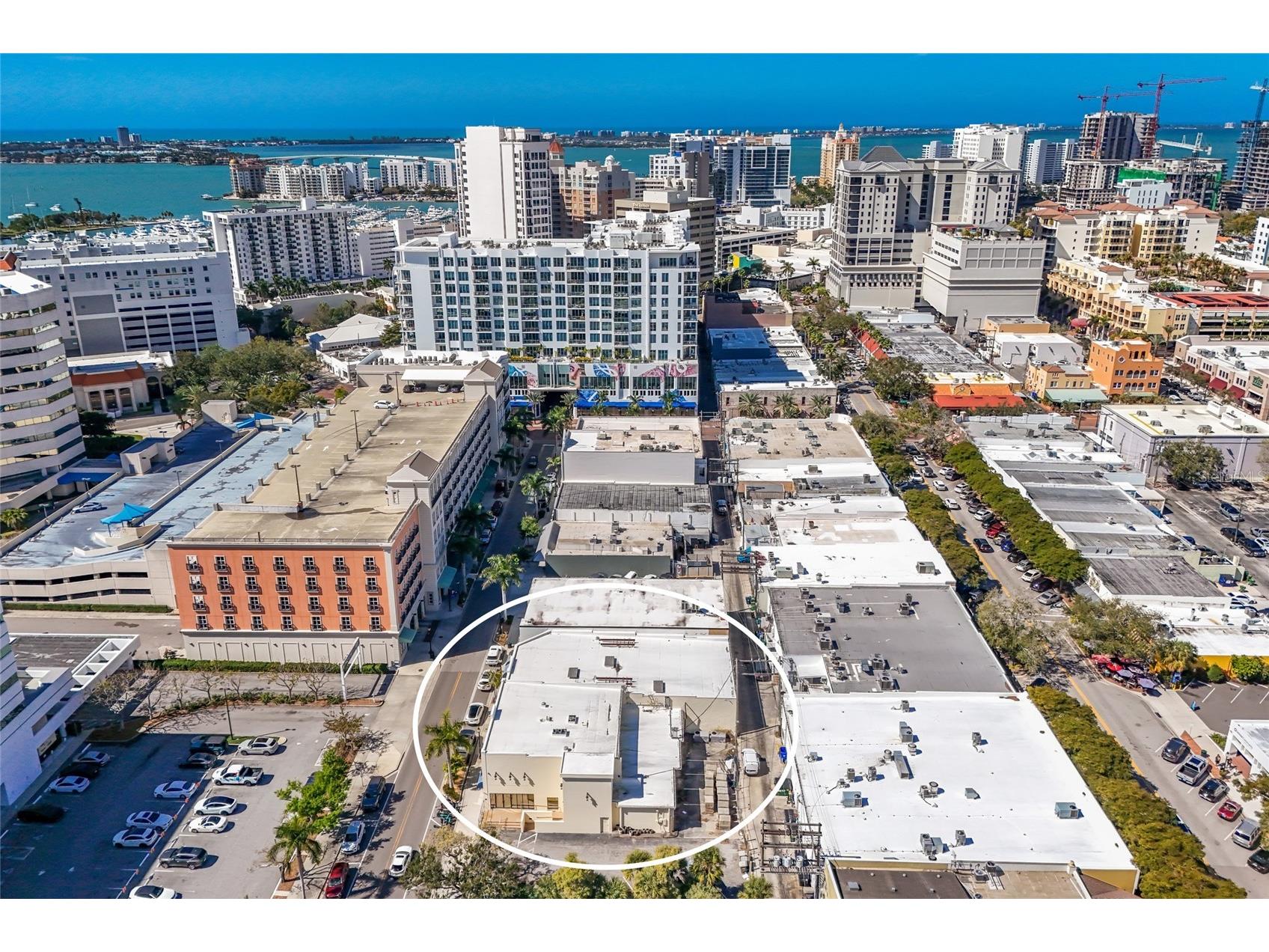 1565 State Street Sarasota FL 34236 A4683759 image5