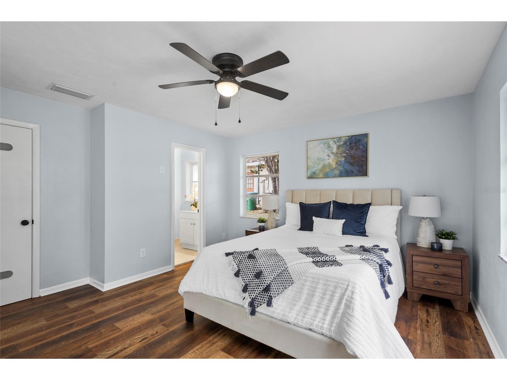 1566 Findlay Street Deltona FL 32725 - TIVOLI LAKE V4946344 image12