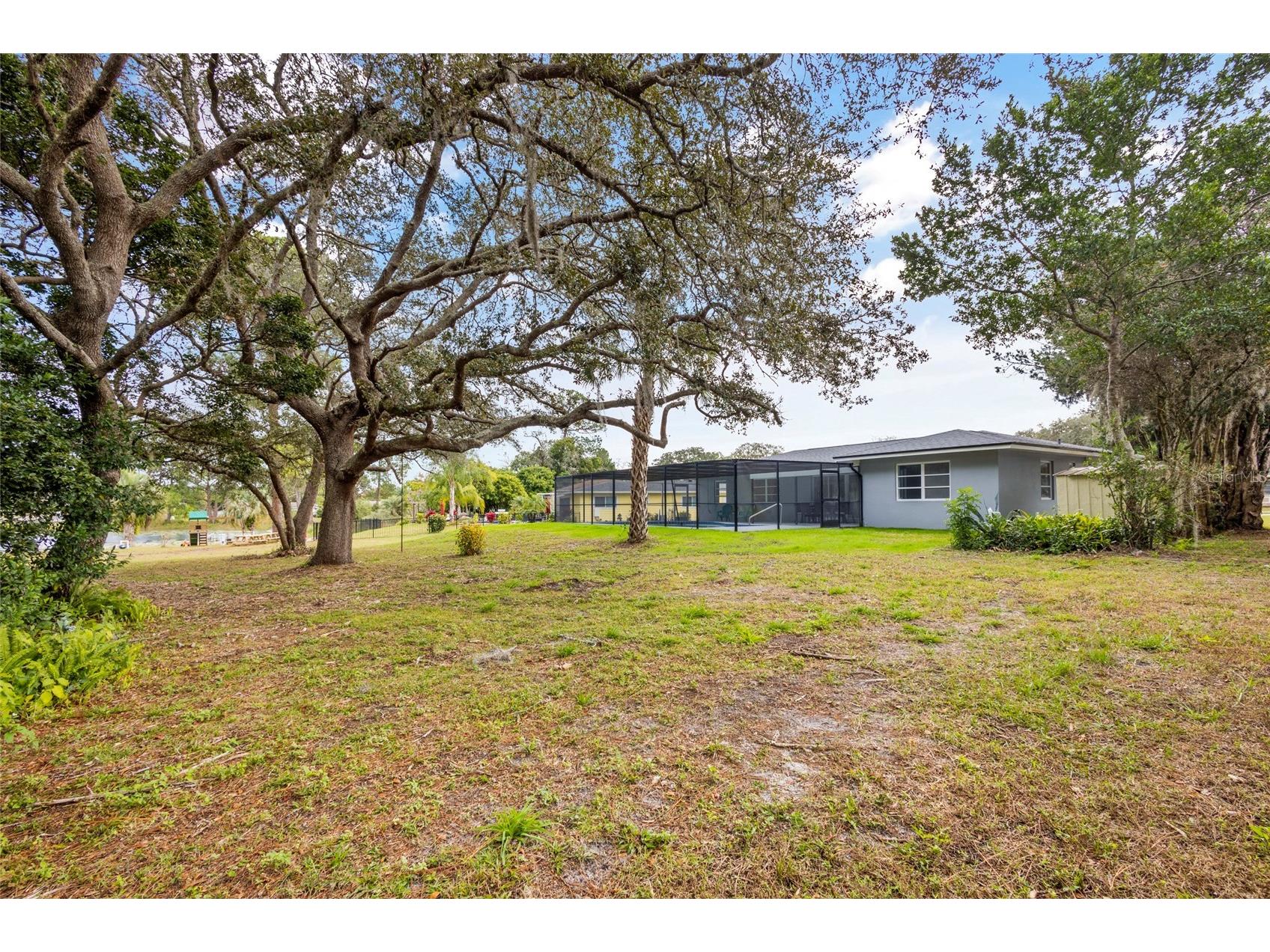 1566 Findlay Street Deltona FL 32725 - TIVOLI LAKE V4946344 image25