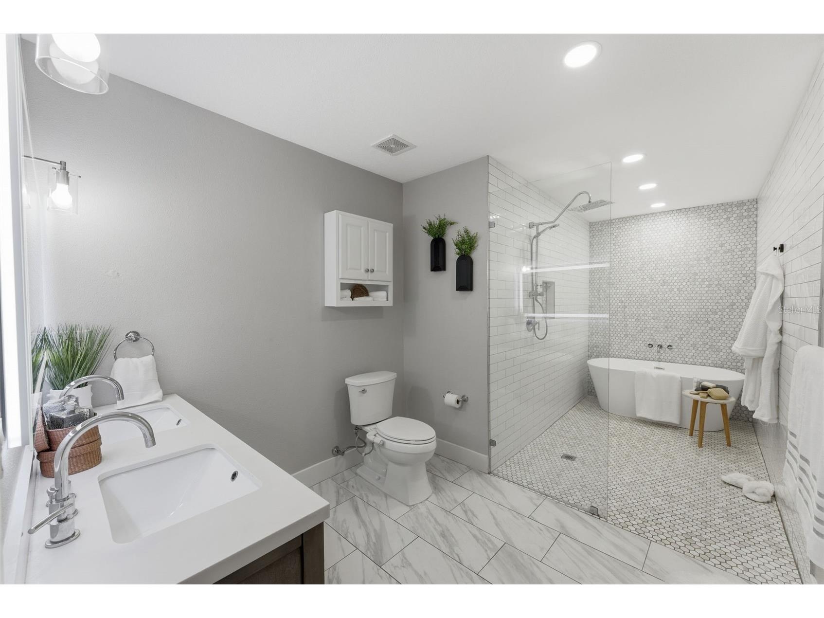 1566 Woodfield Court Lutz FL 33558 TB8498721 image19