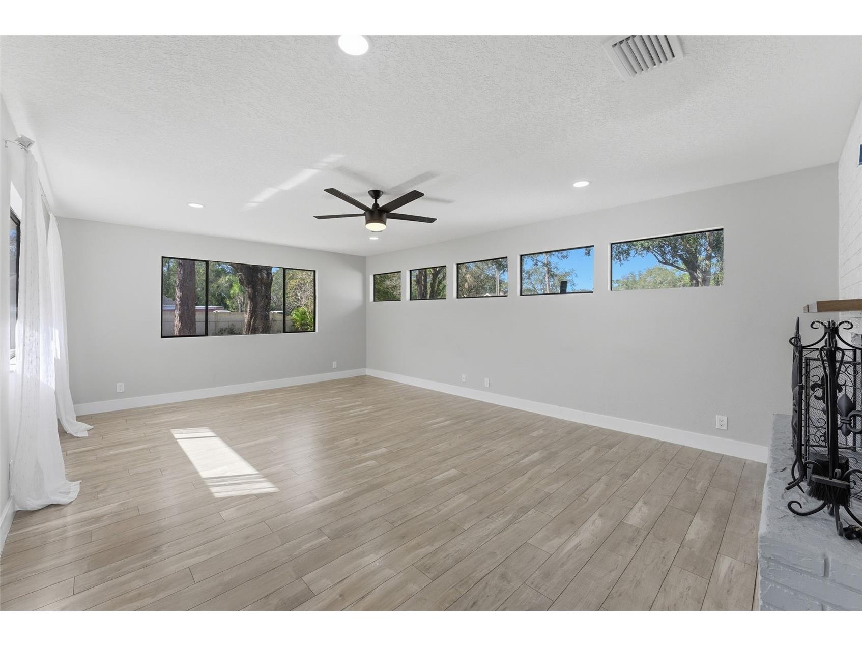 1566 Woodfield Court Lutz FL 33558 TB8498721 image25
