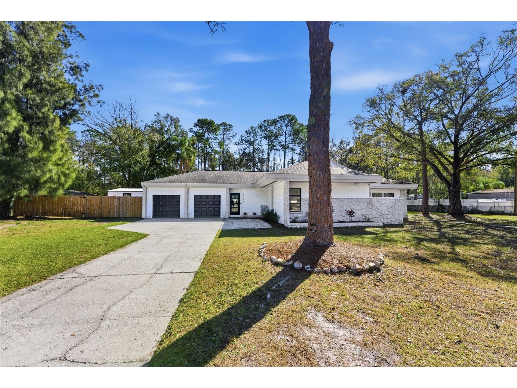 1566 Woodfield Court Lutz FL 33558 TB8498721 image3