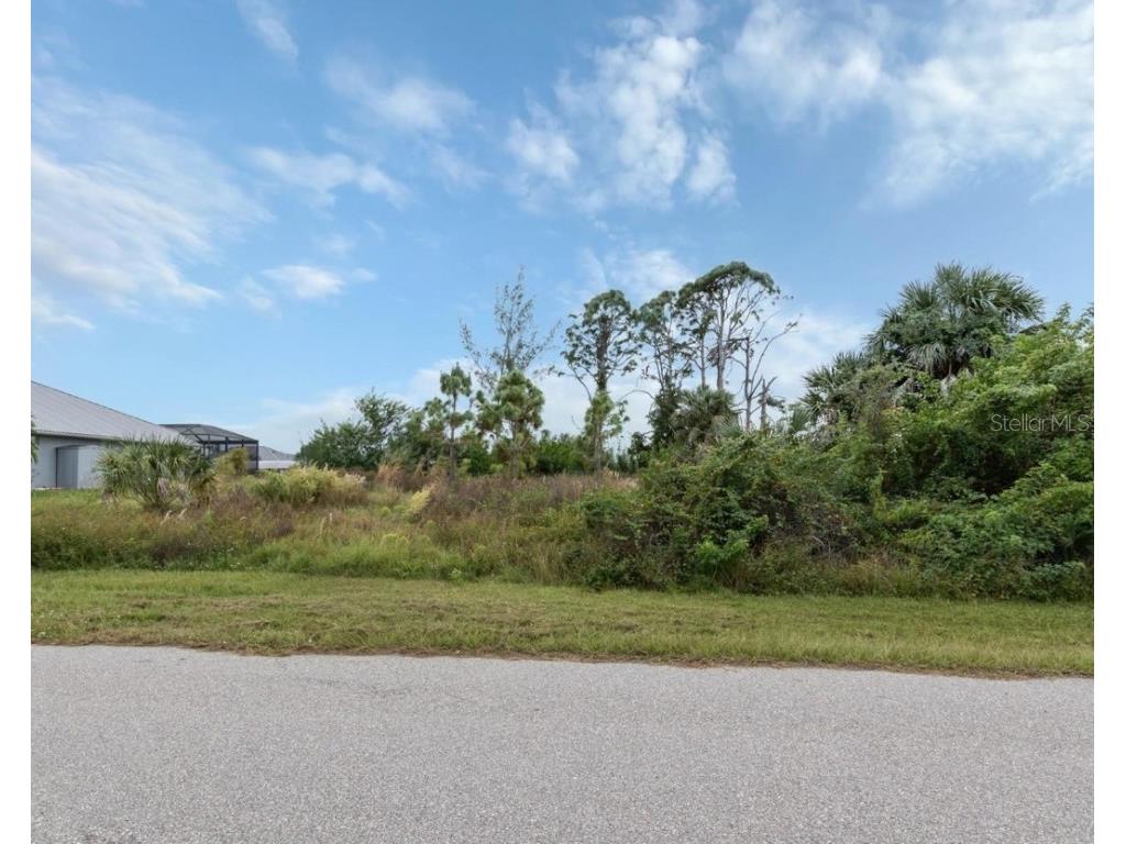 15664 Aldama Circle Port Charlotte FL 33981 - HENNIPEN WATERWAY O6283459 image1