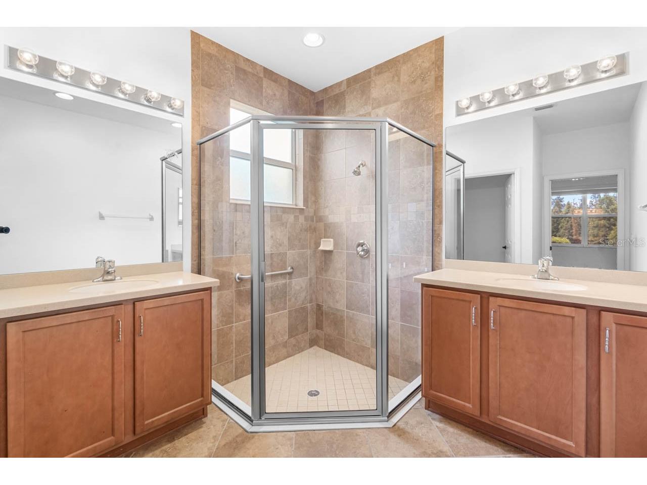 15665 Aurora Lake Circle Wimauma FL 33598 TB8519035 image35