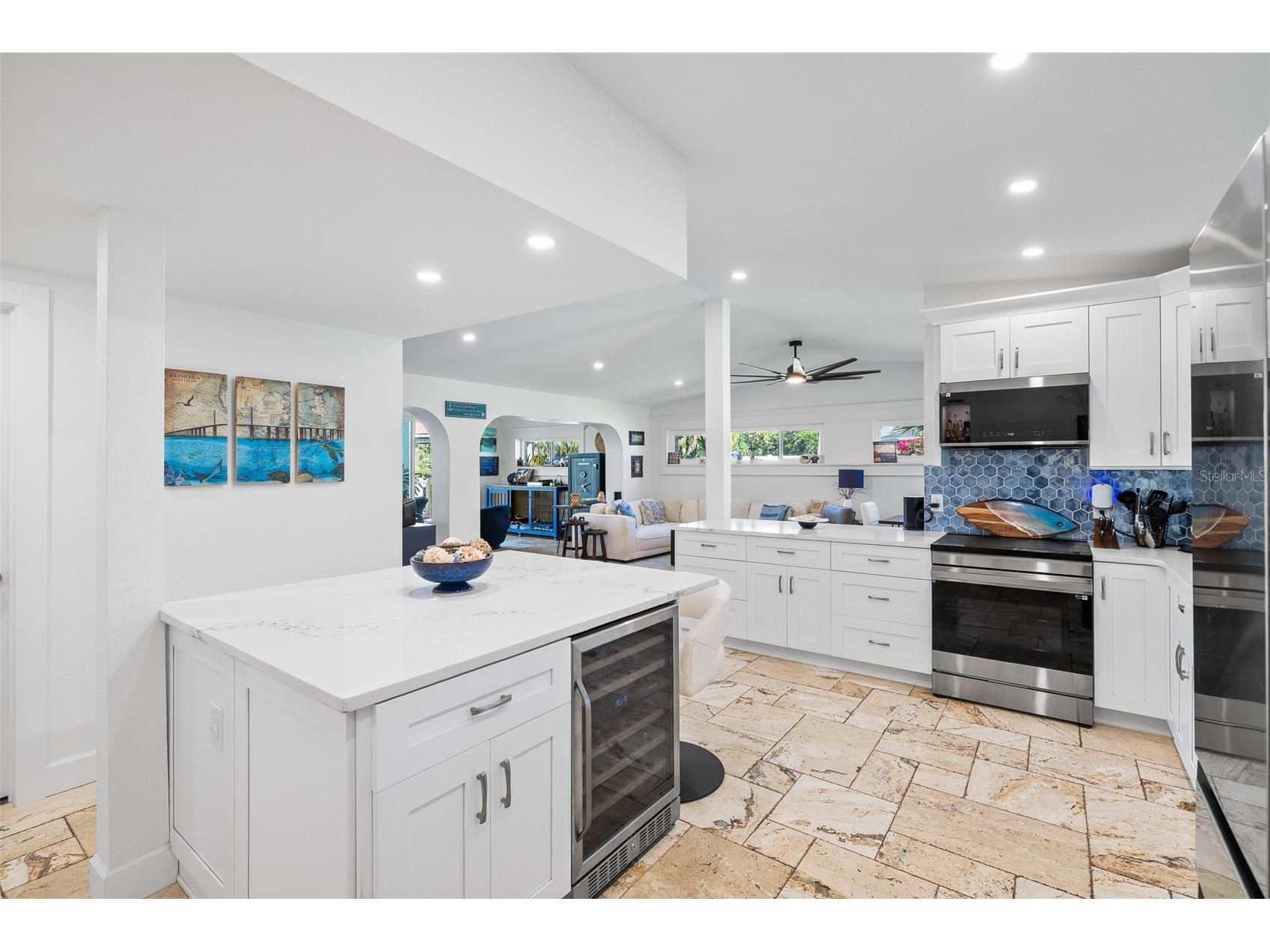 1567 Delaware Avenue NE Saint Petersburg FL 33703 - BUTTERFLY LAKE TB8489594 image16